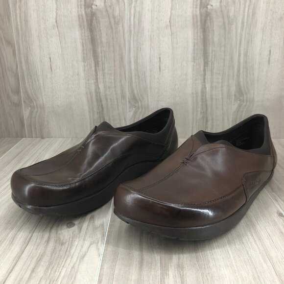 Earth Shoes Womens 8.5B Reflect Brown Leather Slip On Comfort Loafers - Picture 4 of 10